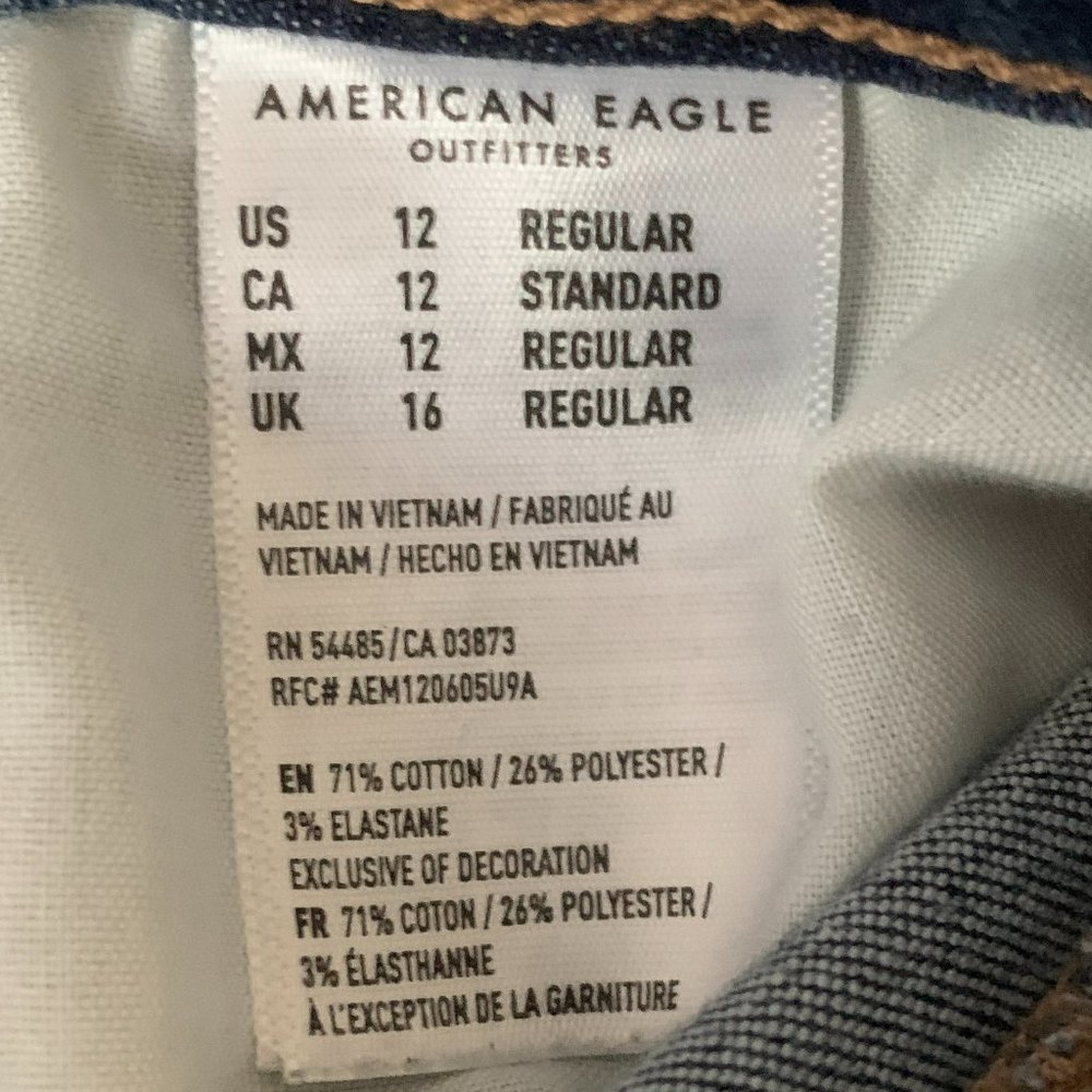 American Eagle Next Level Highest Waist Jegging Jeans size 12 Regular - Picture 12 of 12